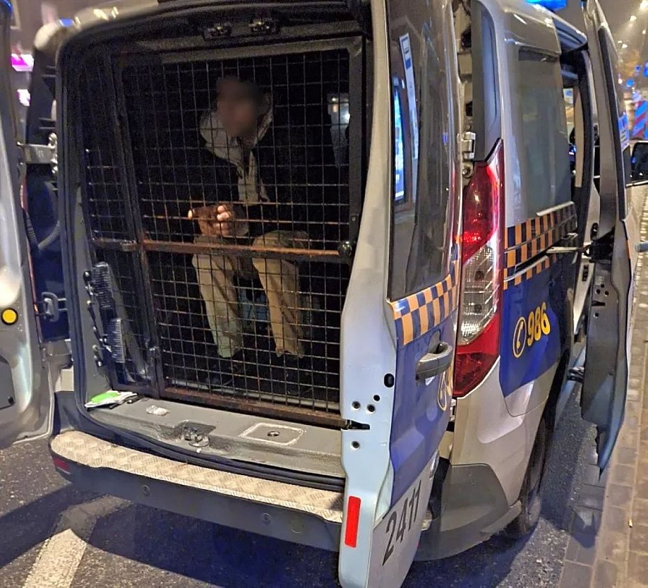 Spa przy przystanku, w kieszeni mia marihuan