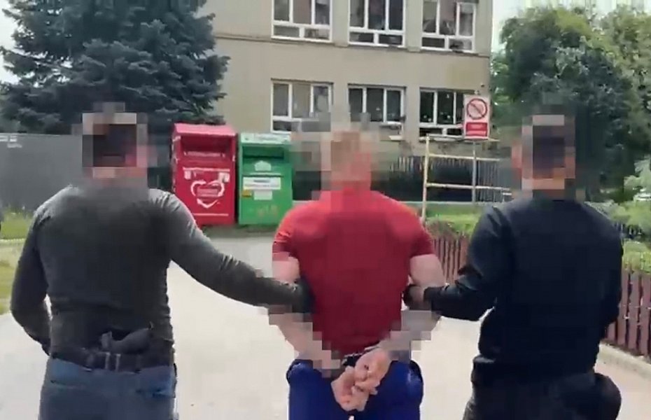 Policjanci namierzyli poszukiwanego 41-latka. Ukrywa� si� na Mokotowie