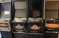 Nielegalny hazard na Woli. Zabezpieczono automaty i gotówkę